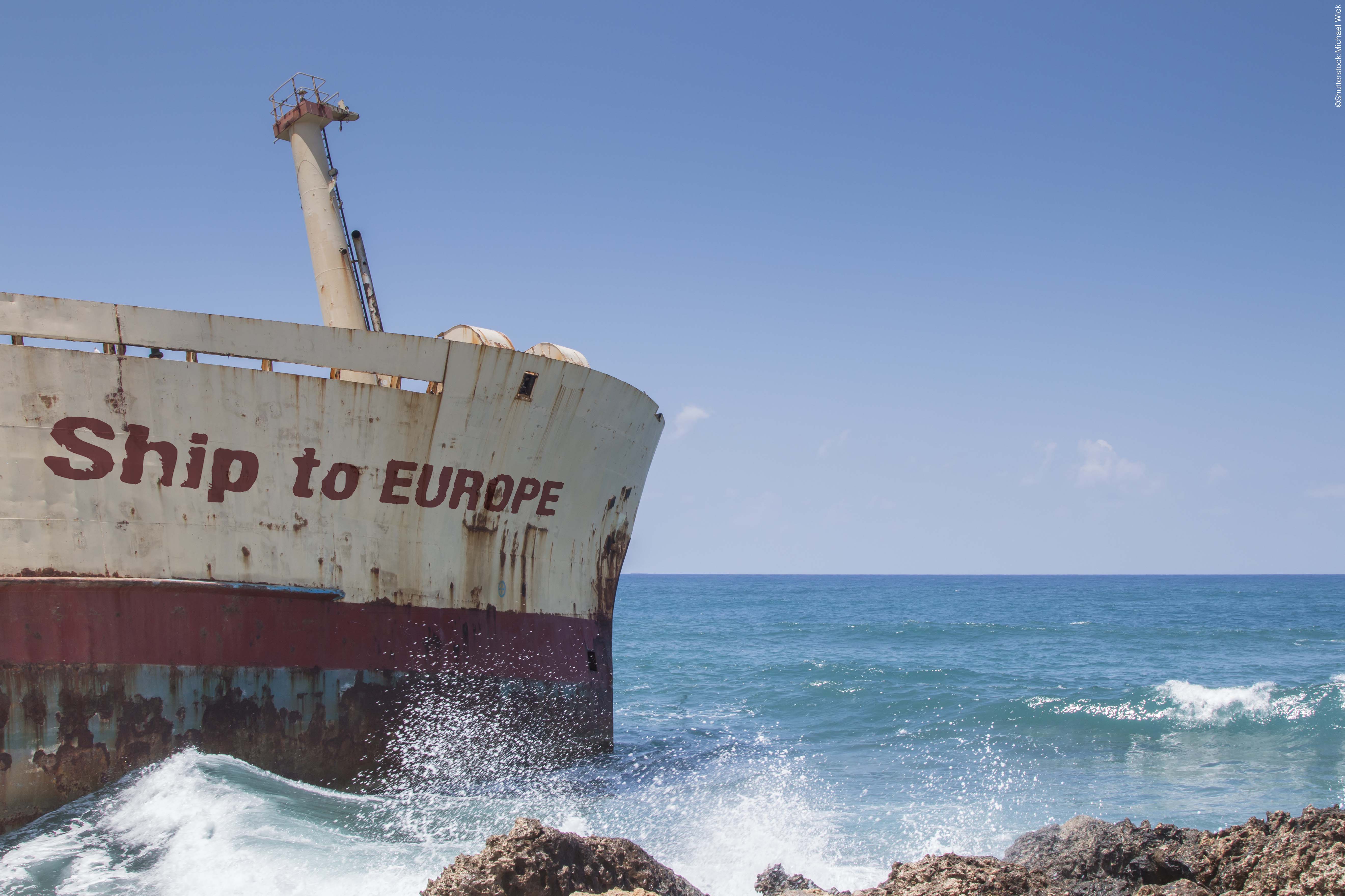 Кораблекрушения в Средиземном море 2015 года. Судно Европа. Слова с ship.